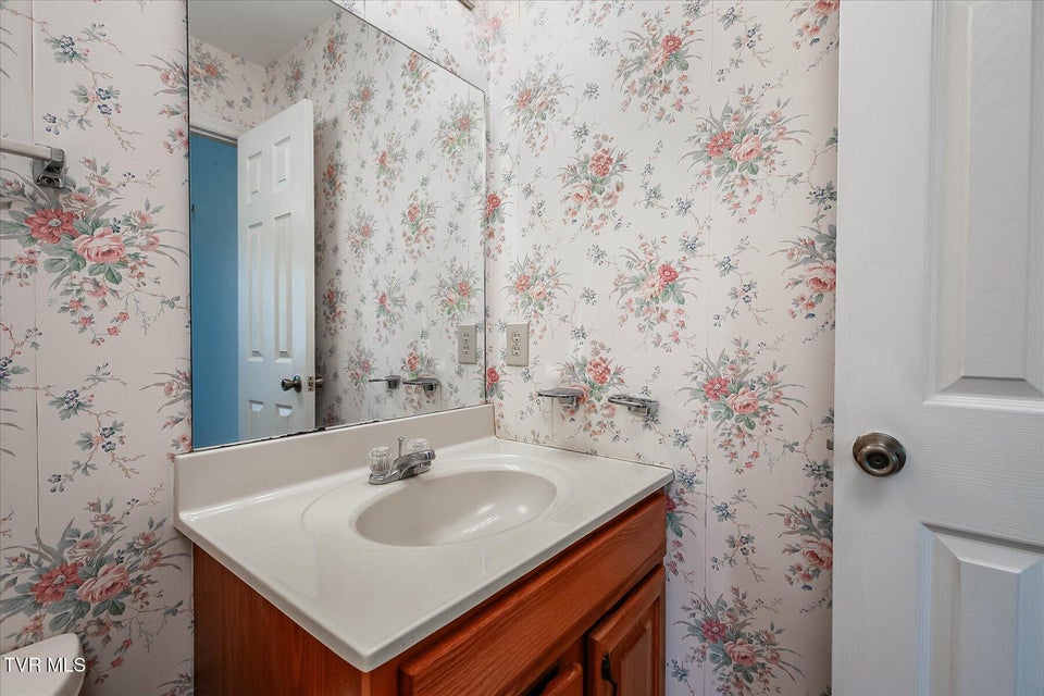 Photo #25: 1544 Jessee Street