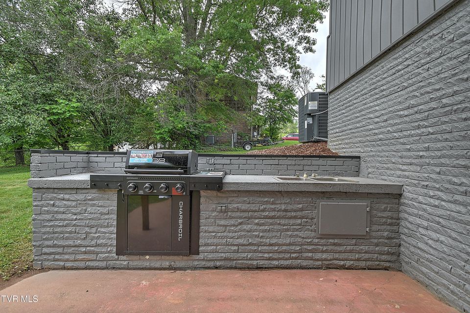 Photo #59: 145 Elm Heights Street