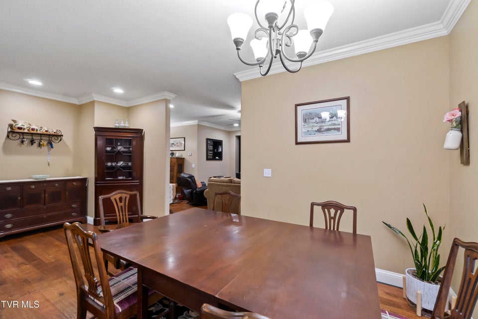 Photo #9: 186 Brooks Landing Circle