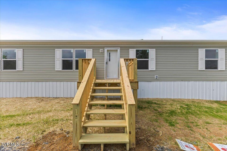 Photo #2: 113 Hicks Dr Drive
