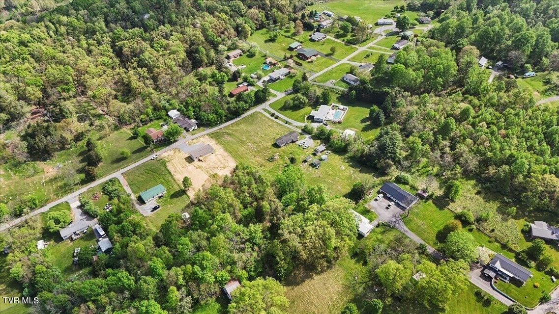 Photo #34: 113 Hicks Dr Drive