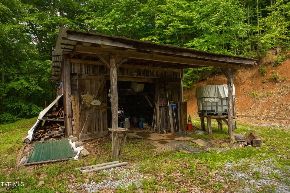 Photo #53: 632 Jacobs Hollow Road