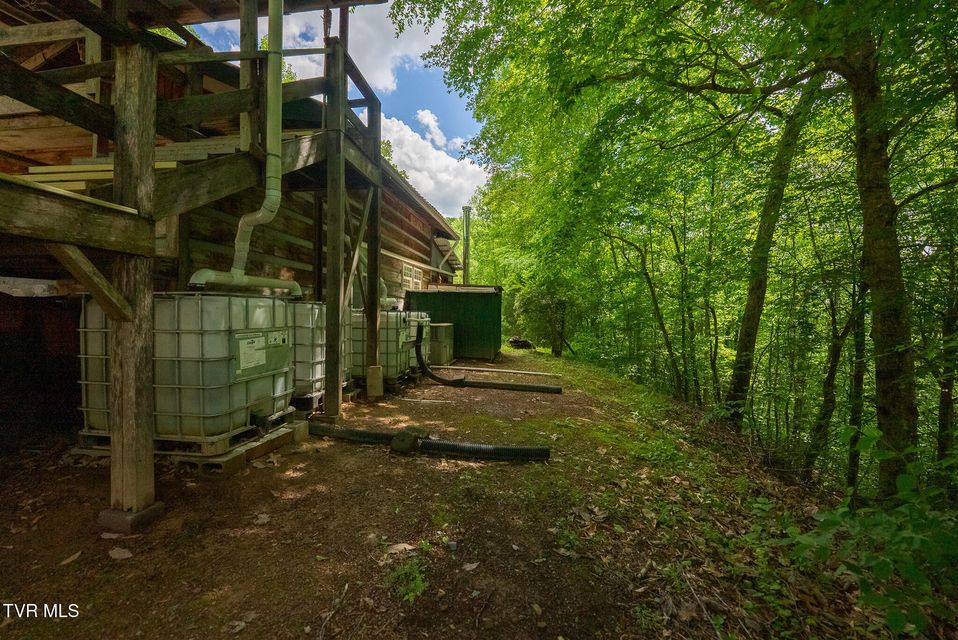 Photo #7: 632 Jacobs Hollow Road