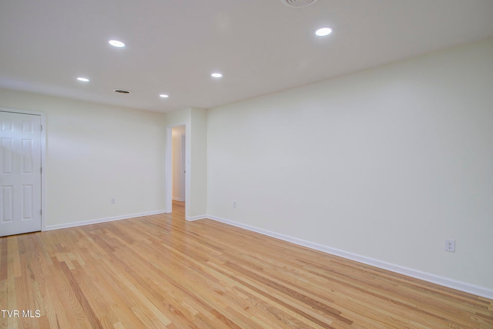Photo #13: 229 Minuteman Drive