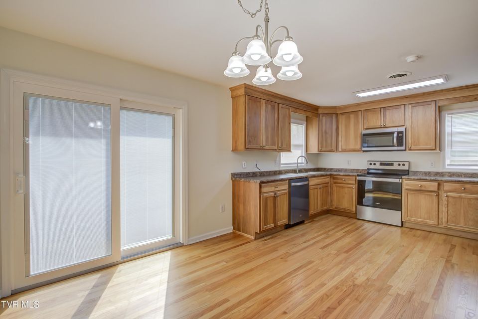 Photo #14: 229 Minuteman Drive