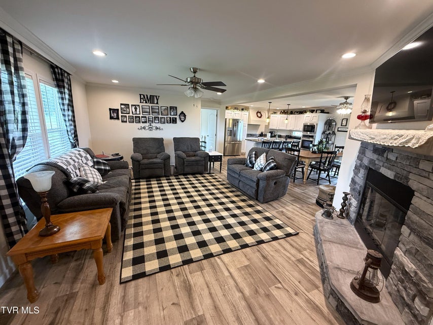 Photo #11: 1086 Highland Meadows Way