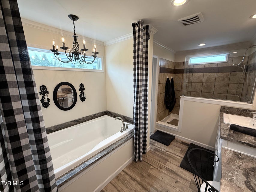 Photo #20: 1086 Highland Meadows Way