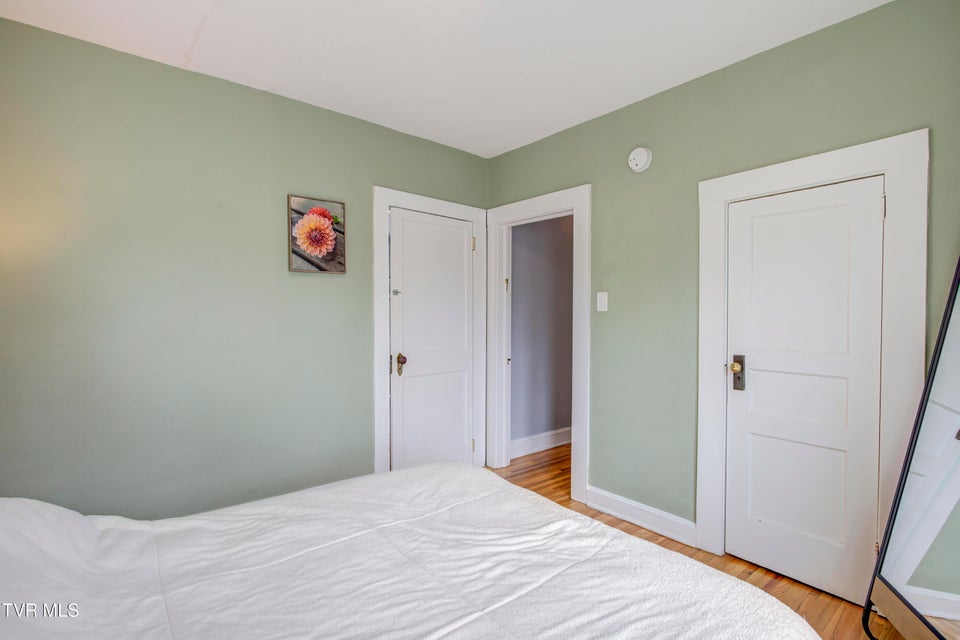 Photo #13: 326 Cherry Street