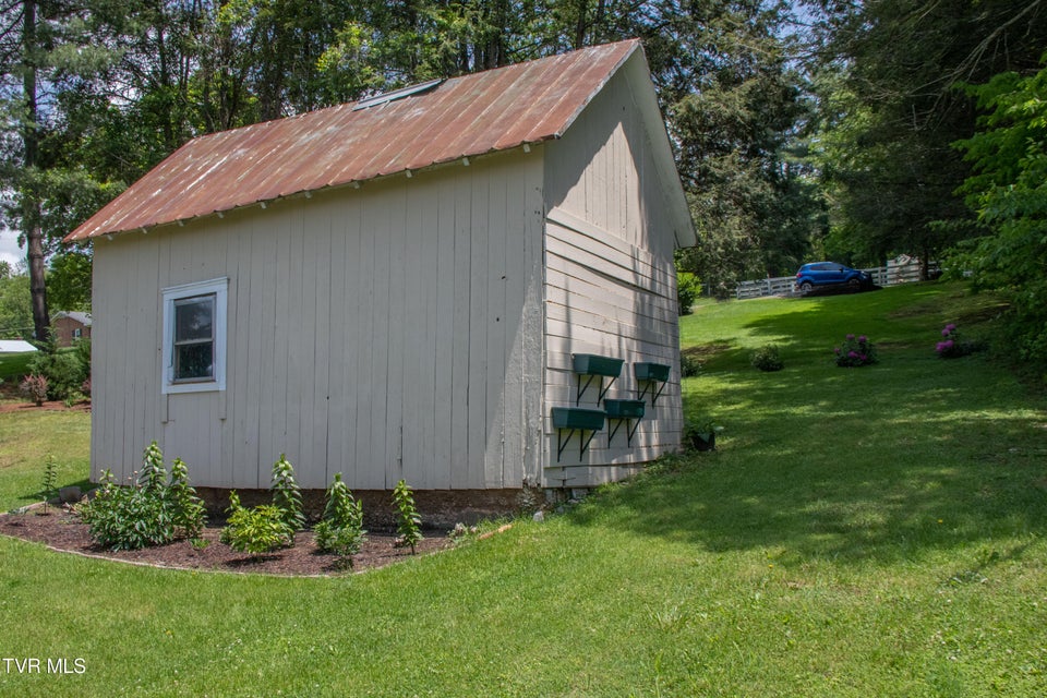 Photo #30: 435 Sulpher Spring Road