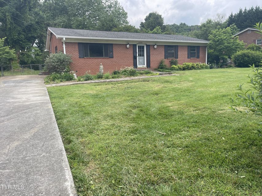 Photo #7: 2709 Oak Cliff Court
