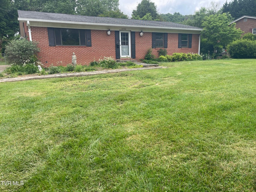 Photo #8: 2709 Oak Cliff Court