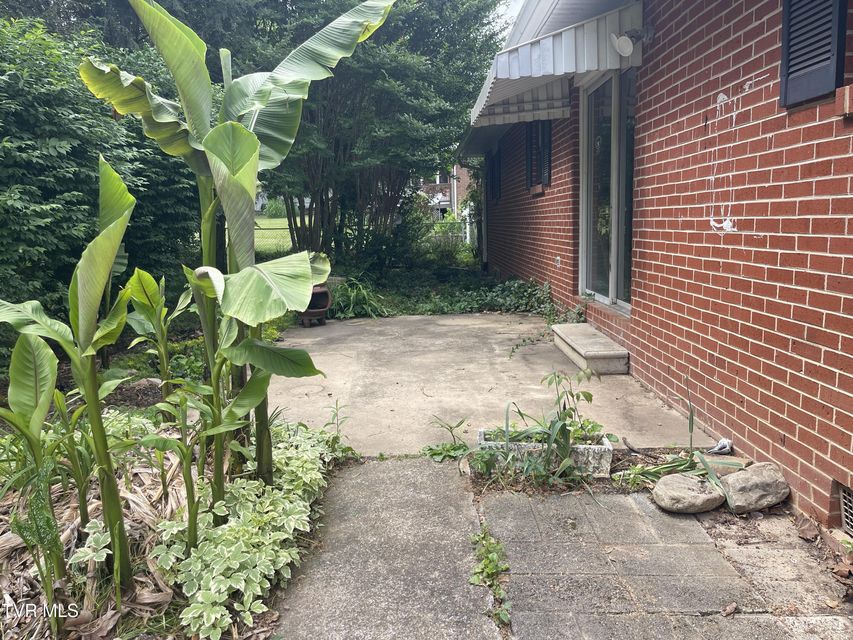 Photo #12: 2709 Oak Cliff Court