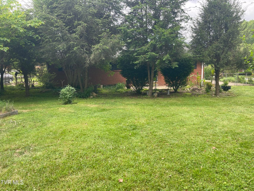 Photo #15: 2709 Oak Cliff Court