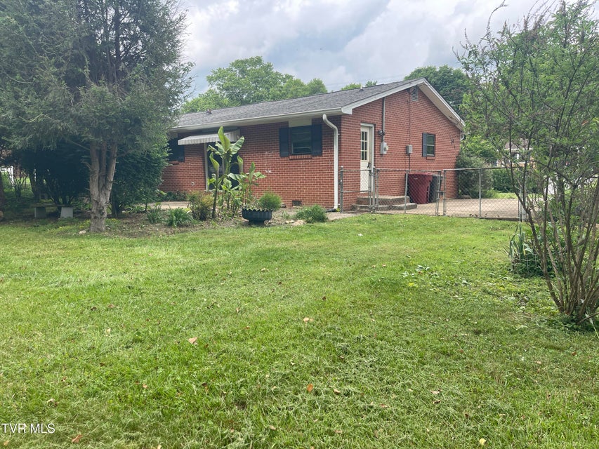 Photo #16: 2709 Oak Cliff Court