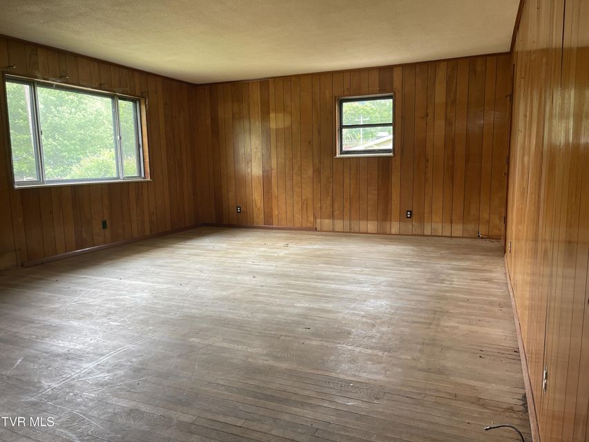 Photo #2: 2709 Oak Cliff Court