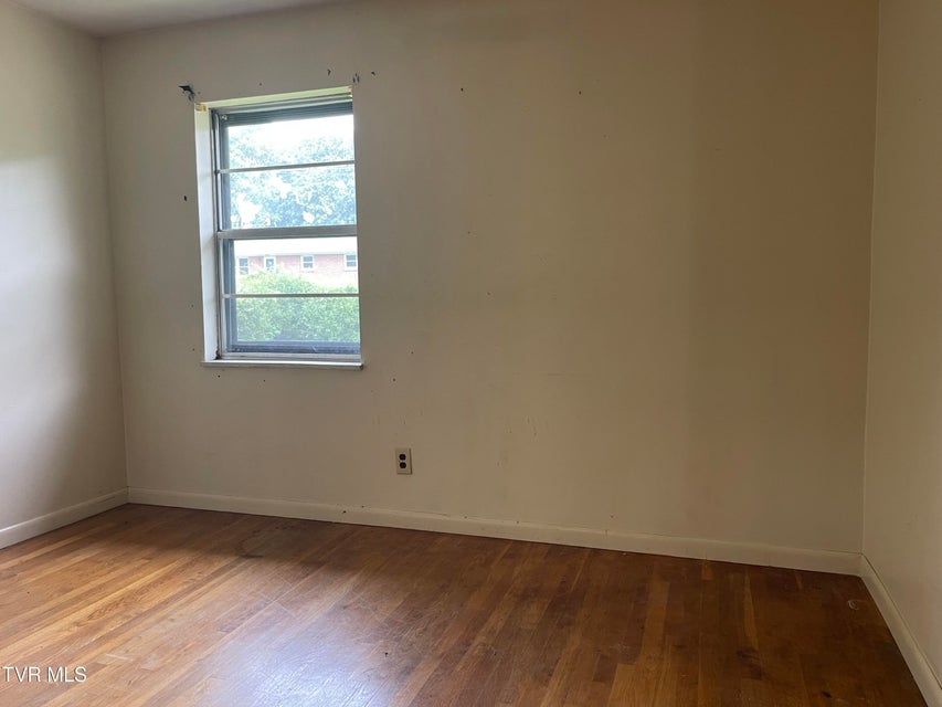 Photo #34: 2709 Oak Cliff Court