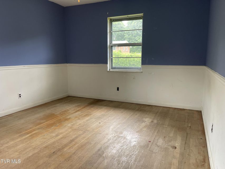 Photo #37: 2709 Oak Cliff Court