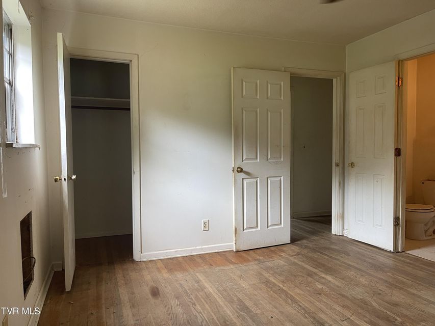 Photo #44: 2709 Oak Cliff Court