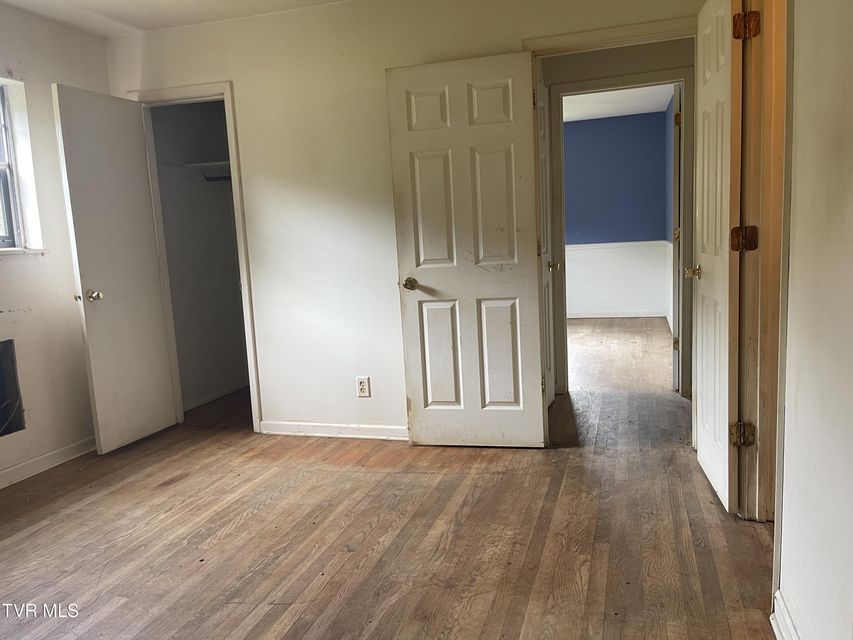 Photo #45: 2709 Oak Cliff Court