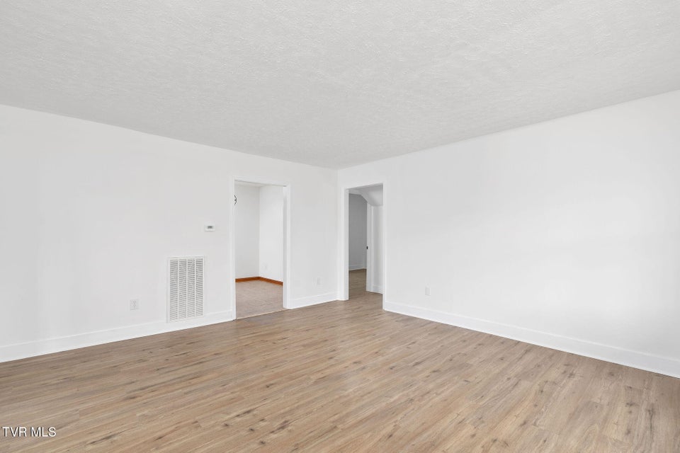 Photo #6: 127 Jones Street