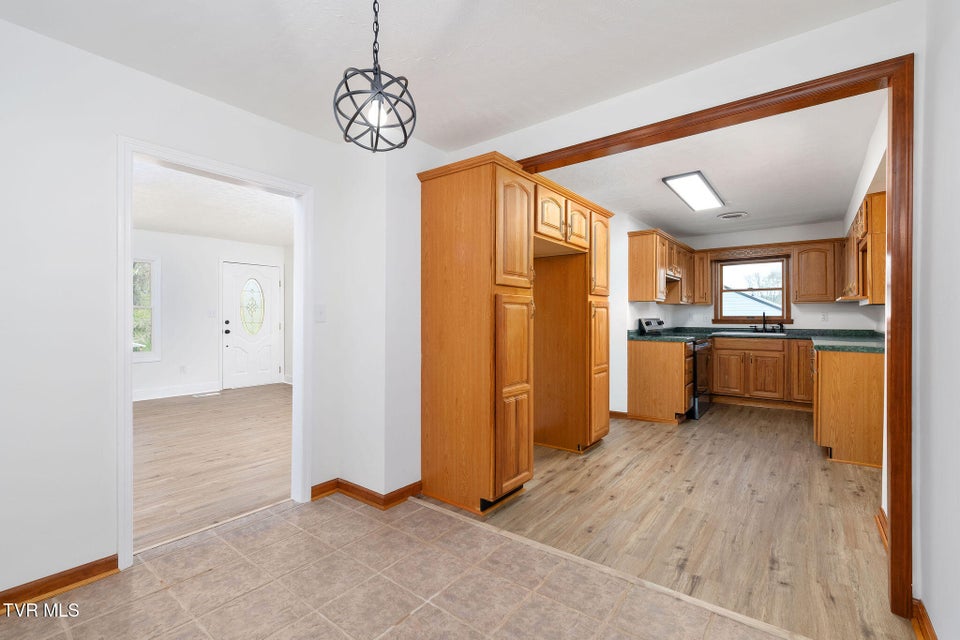 Photo #8: 127 Jones Street