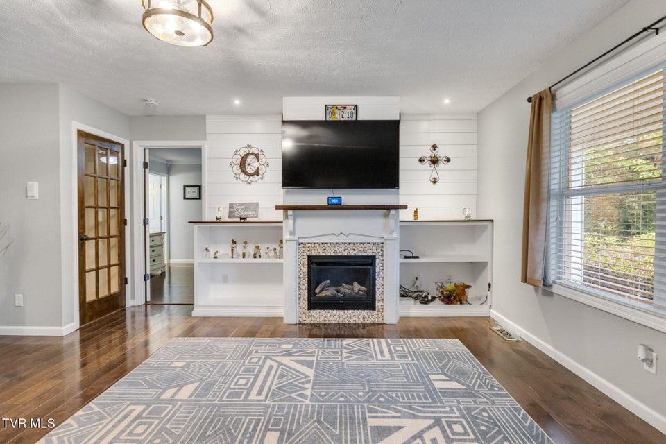 Photo #5: 355 Wayland Drive