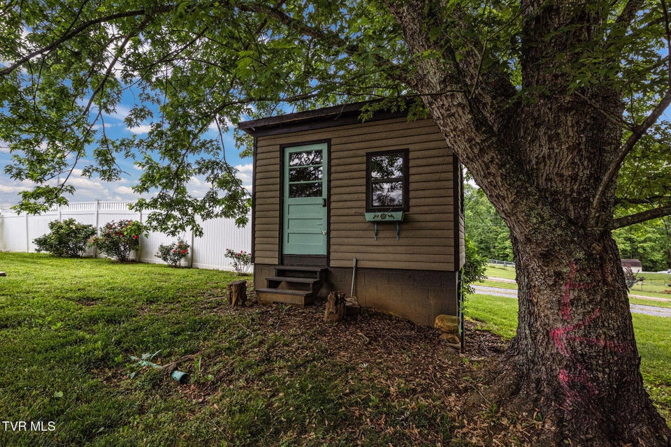Photo #32: 745 Keller Road