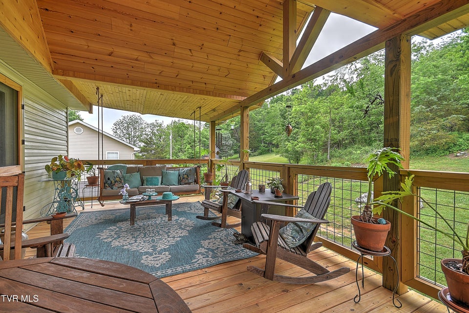 Photo #9: 231 Maple Ridge Drive