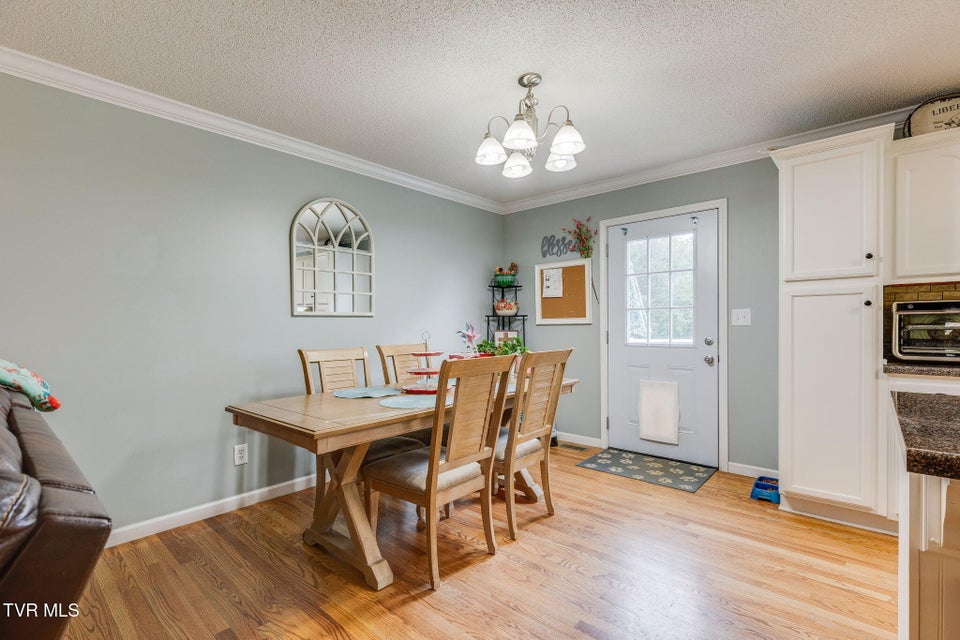 Photo #9: 5821 Seneca Drive