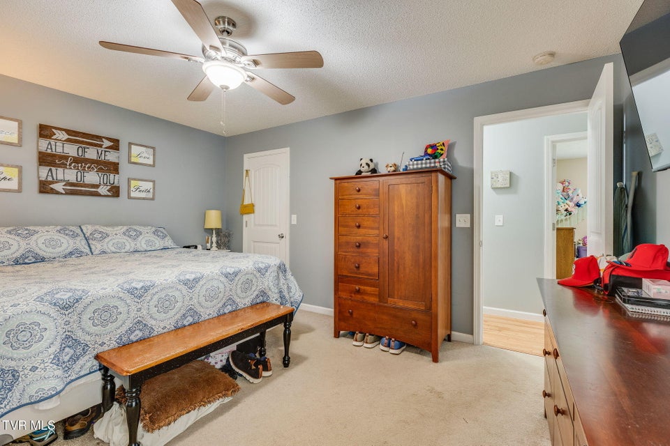 Photo #14: 5821 Seneca Drive