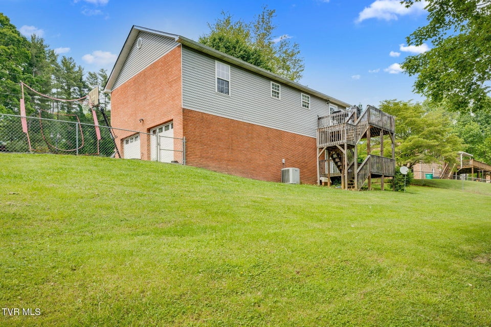 Photo #29: 5821 Seneca Drive