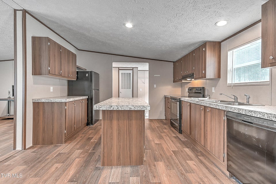 Photo #11: 3216 Unicoi Drive