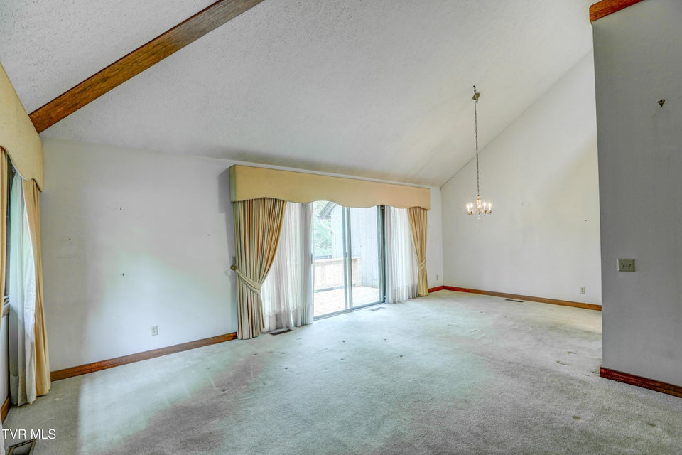 Photo #11: 153 Columbine Road