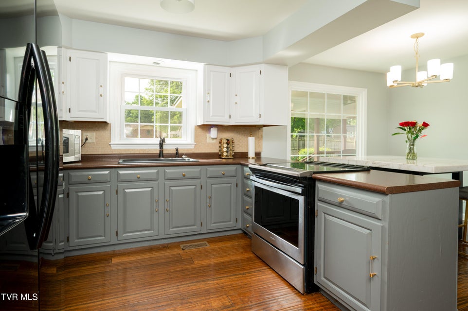 Photo #18: 1420 Ruthbrooke Drive