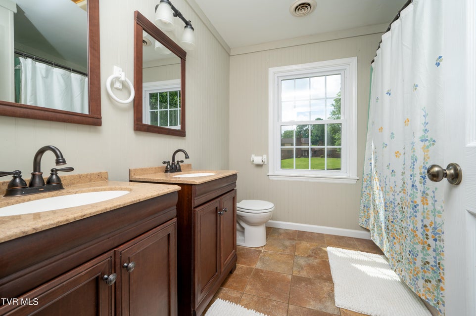 Photo #45: 1420 Ruthbrooke Drive