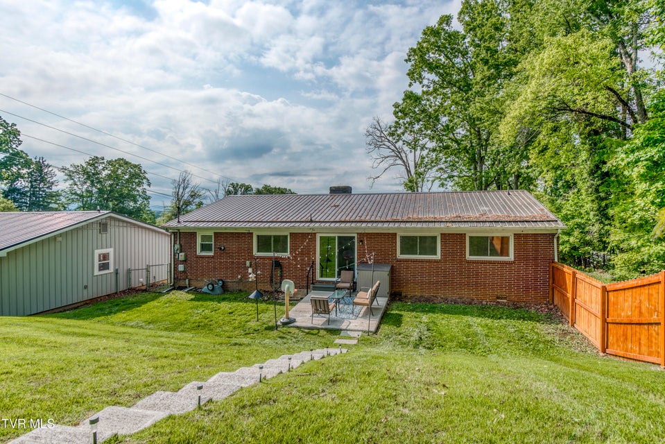 Photo #31: 963 Woodlawn Terrace