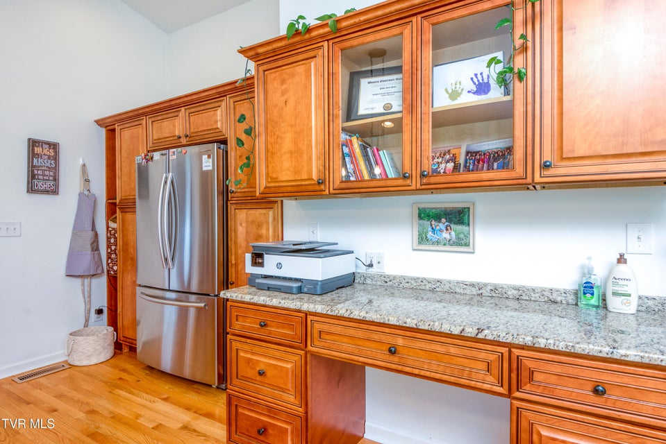 Photo #15: 963 Woodlawn Terrace