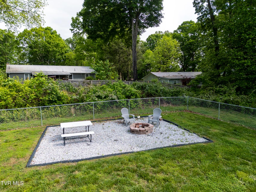 Photo #34: 963 Woodlawn Terrace