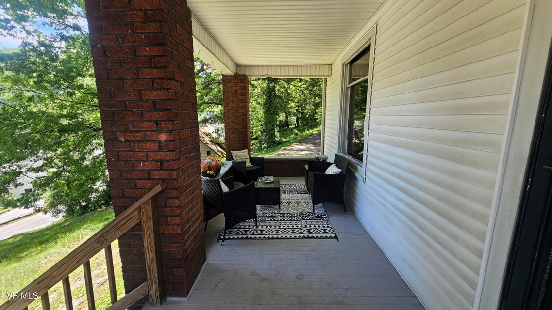 Photo #4: 736 The Terrace Street