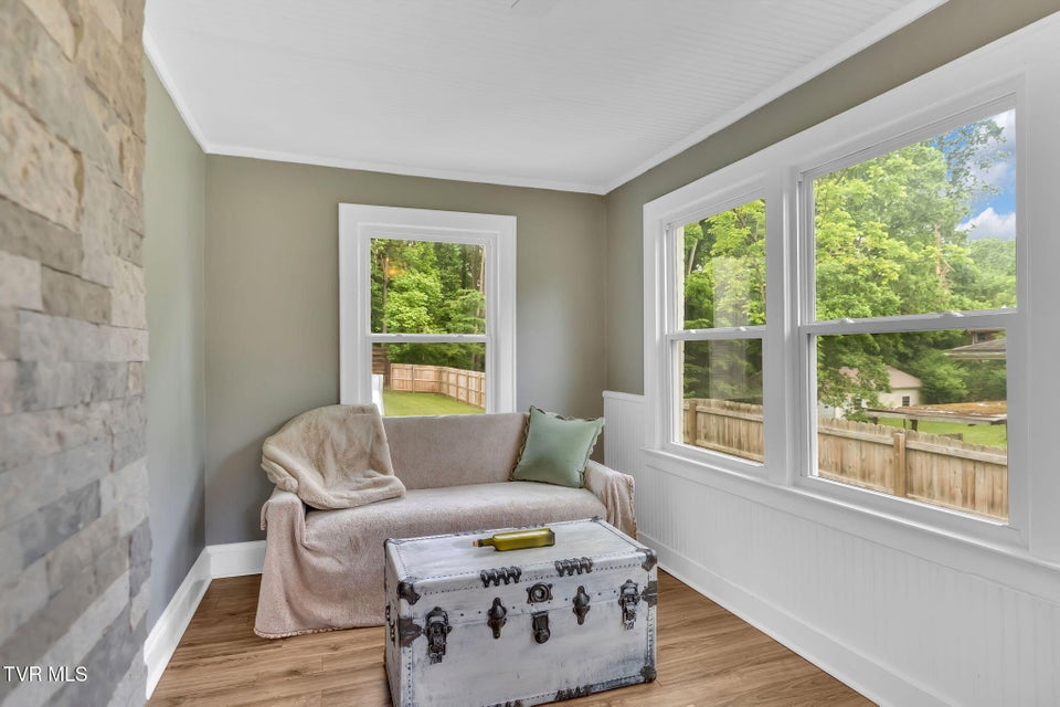 Photo #10: 112 Maplelawn Drive