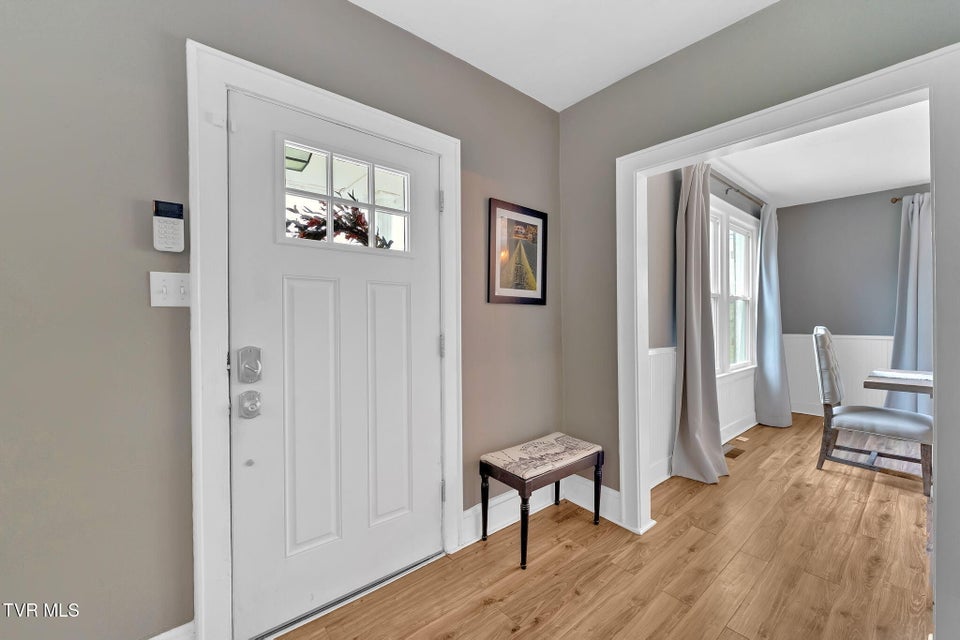 Photo #5: 112 Maplelawn Drive