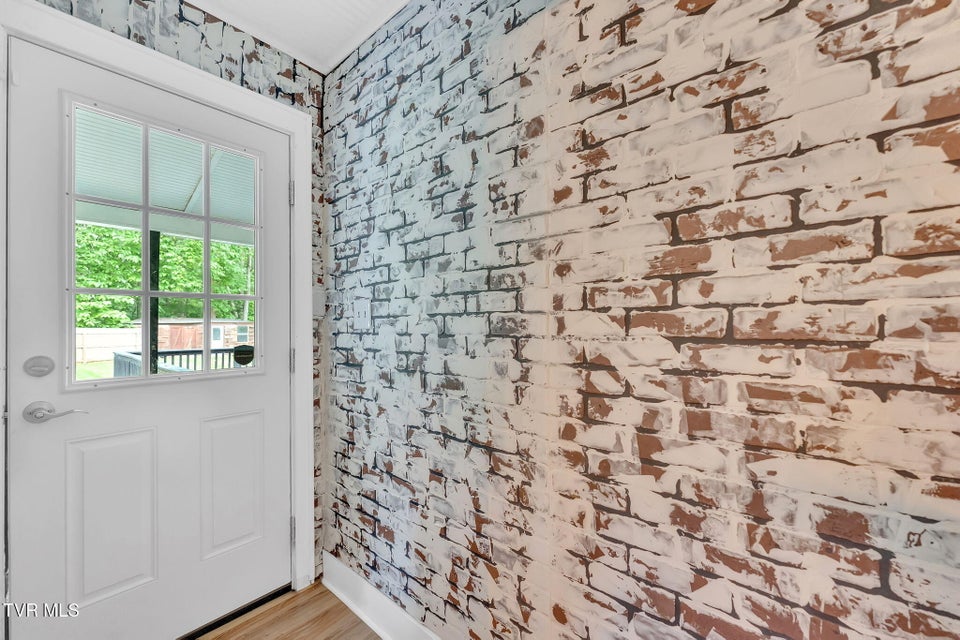 Photo #21: 112 Maplelawn Drive