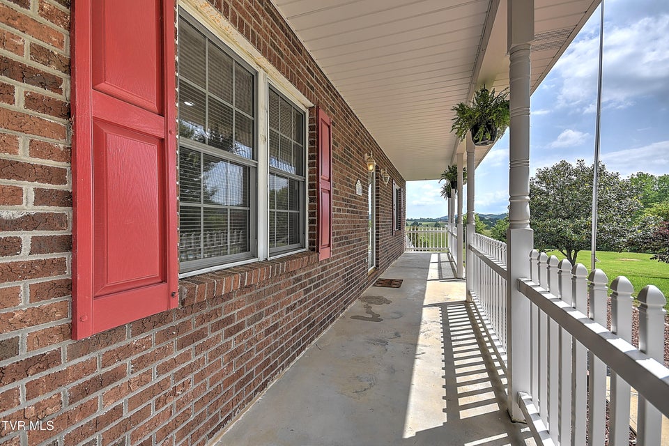 Photo #5: 189 Taylor Drive