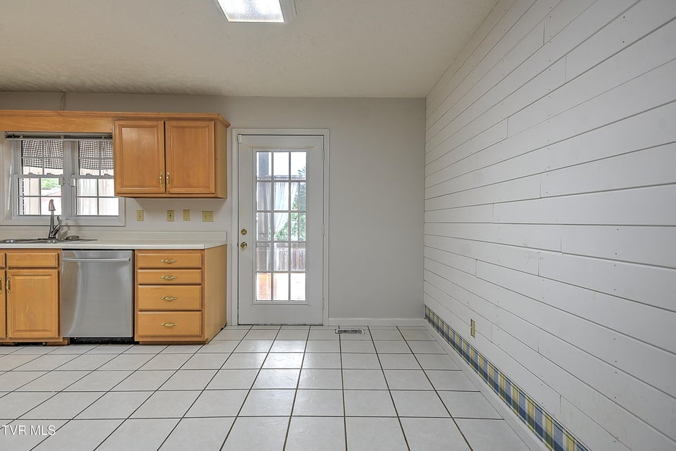 Photo #15: 189 Taylor Drive