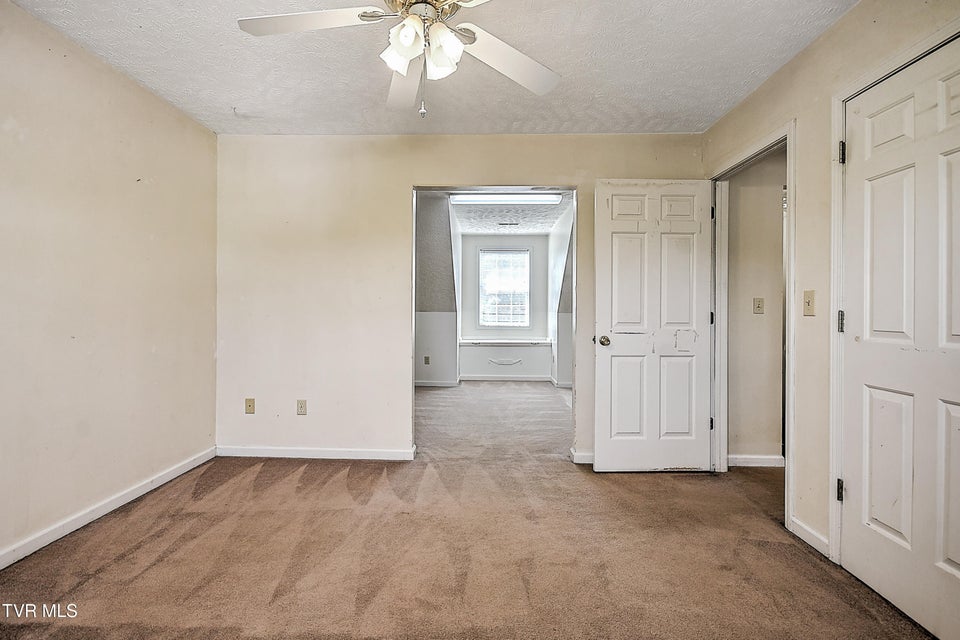Photo #38: 189 Taylor Drive