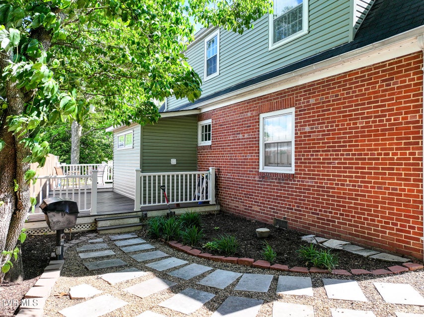 Photo #5: 108 Rogers Street
