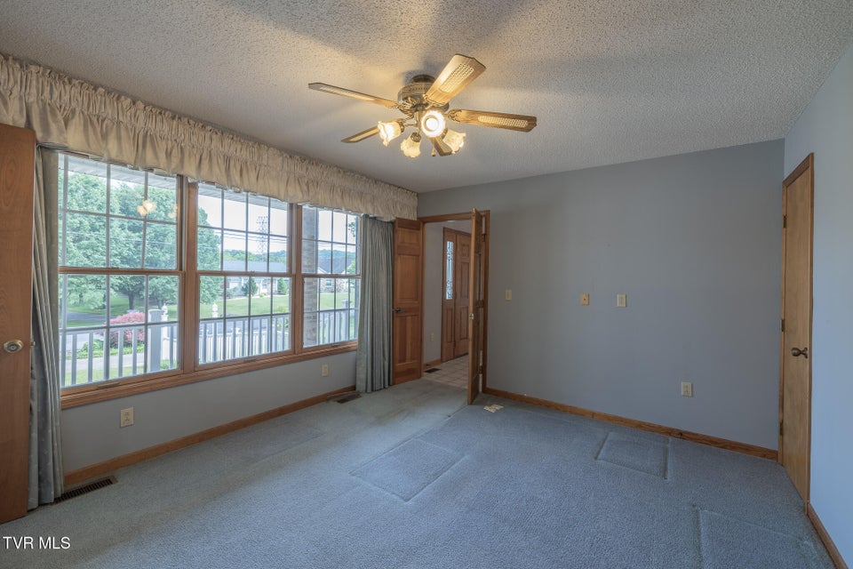 Photo #6: 144 Windmere Place