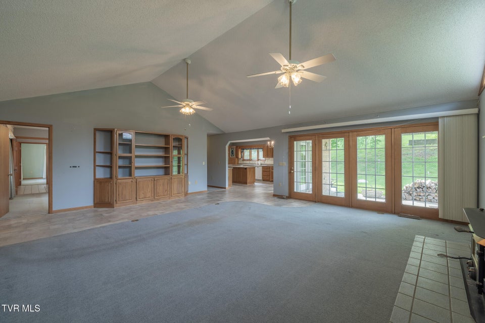 Photo #13: 144 Windmere Place