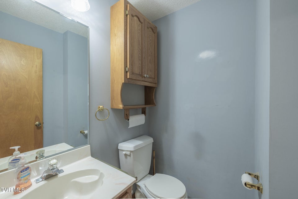 Photo #18: 144 Windmere Place