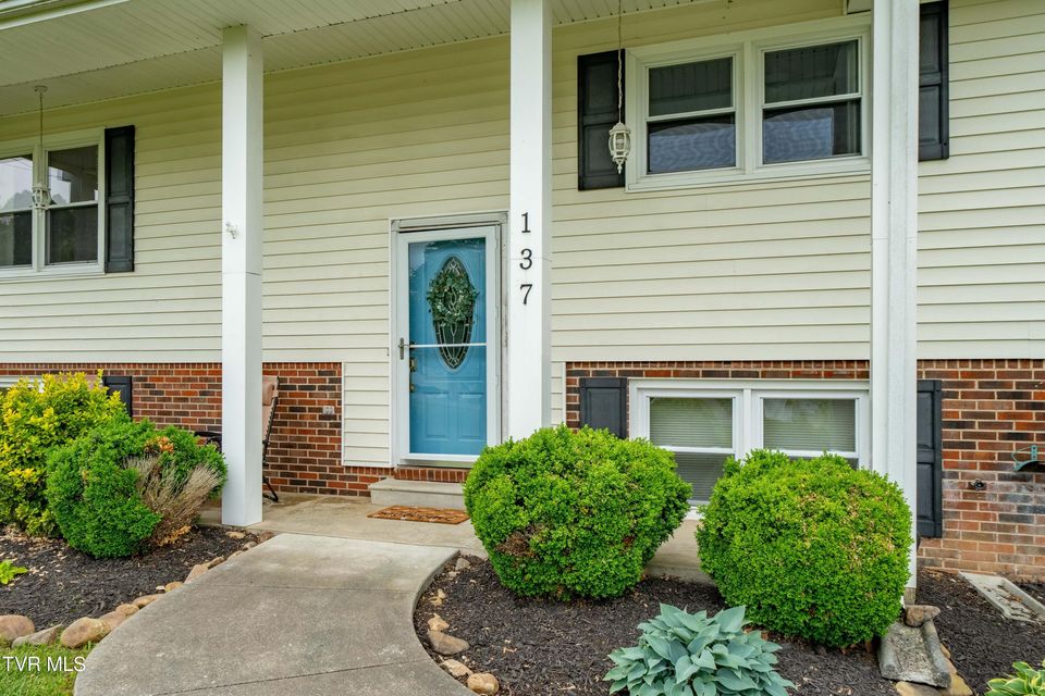Photo #9: 137 Highland Road
